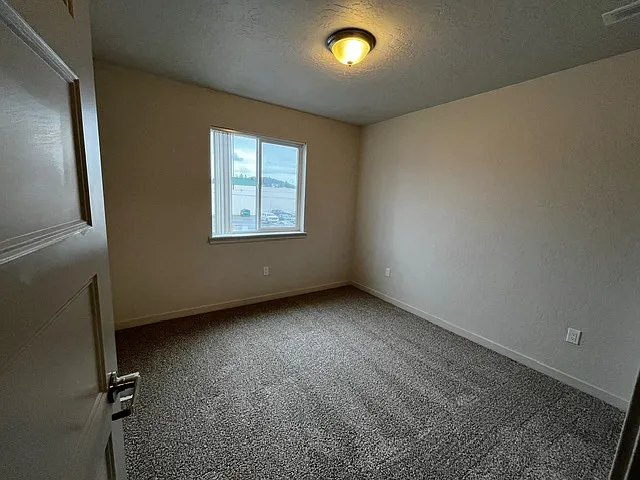 3285 N Fruitland Ln — Photo 5