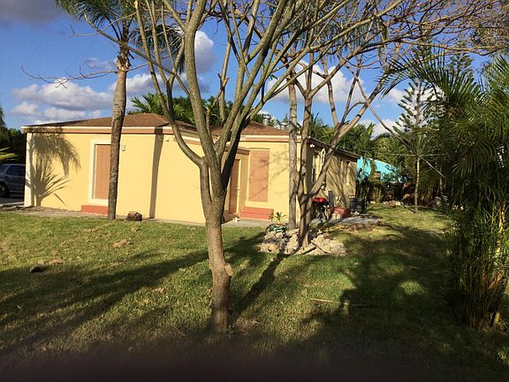5th image of 130 NW 5th Avenue