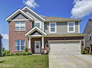 9204 Fox Chase Rd, Louisville, KY 40228