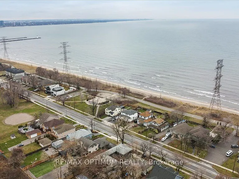 1019 Beach Blvd — Photo 43