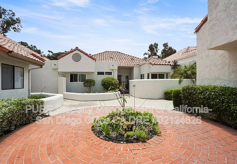 4612 Villas Dr — Photo 1