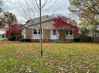 1688 Brentwood Dr #467, Troy, MI 48098