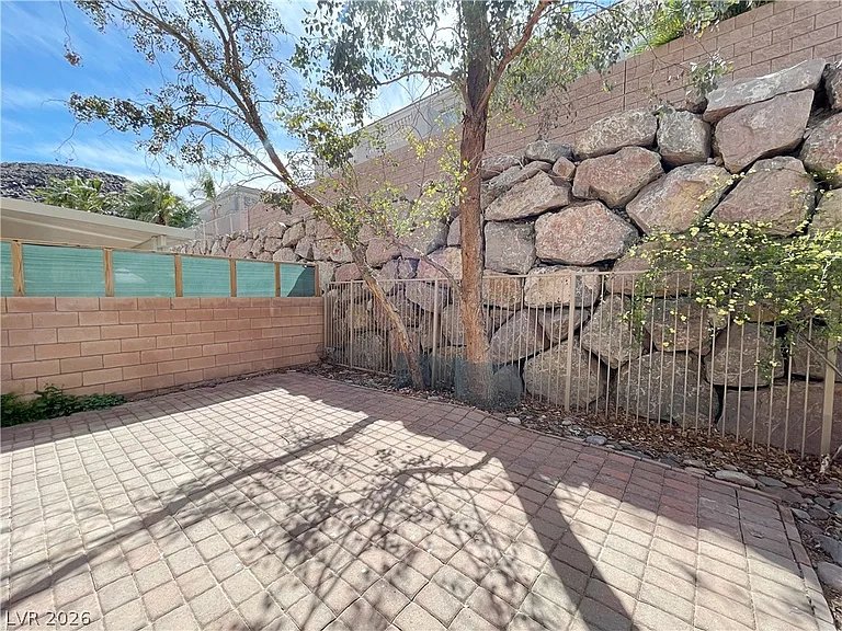 691 Principle Point Ave — Photo 29