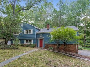 122 Old Logging Rd, Stamford, CT 06903