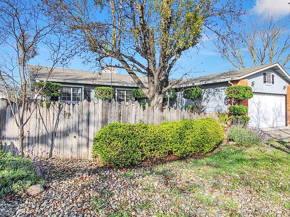 5th image of 1837 Celeste Dr