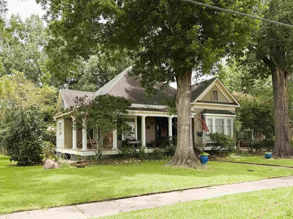 351 N 4th St, Eunice, LA 70535