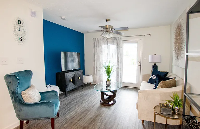 The Champion at Bluegrass Apartments — Photo 3