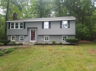 95 Harbor St, Pepperell, MA 01463