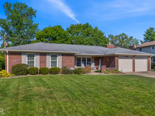 3140 Heather Ln, Columbus, IN 47203