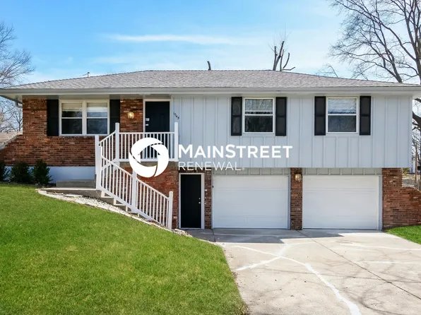 1045 Lindenwood Ln, Liberty, MO 64068