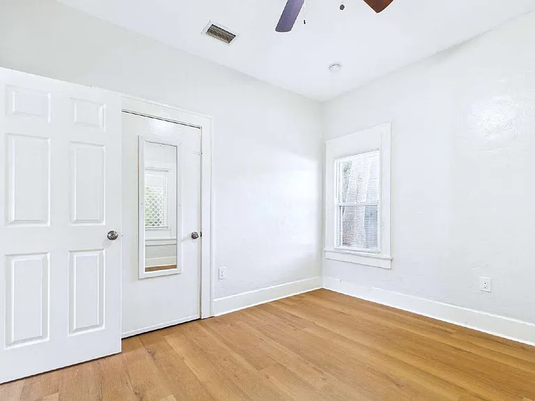 1642 39th St S — Photo 12