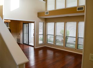 17101 Planters Row, Addison, TX 75001