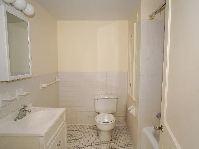 Bathroom Bathroom