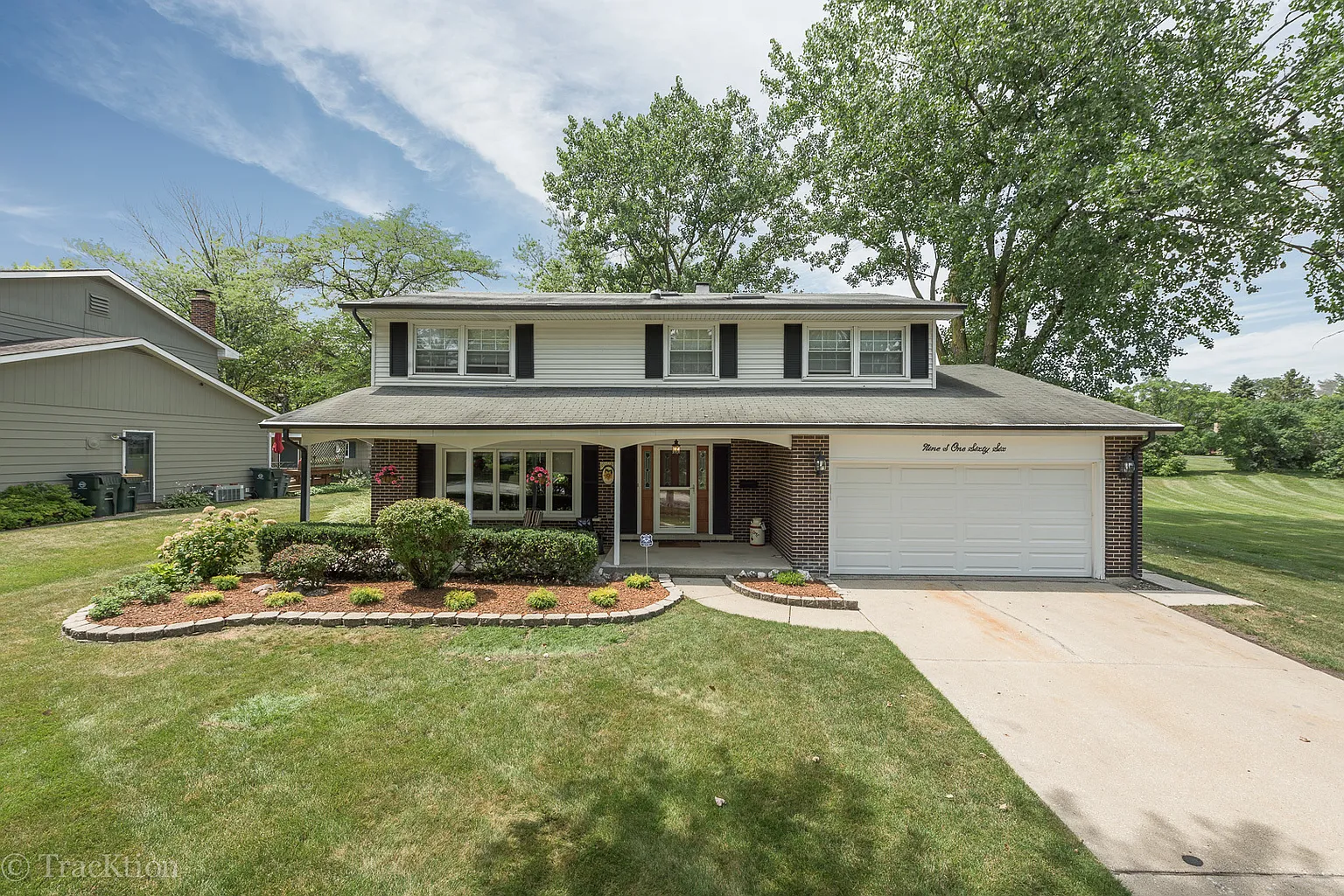 9S166 Portsmouth Ct photo 1