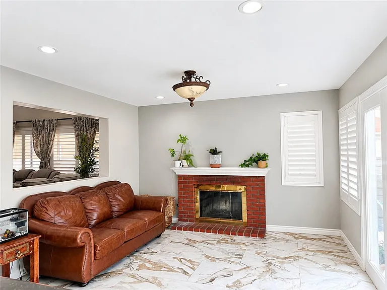 25839 Browning Pl — Photo 5