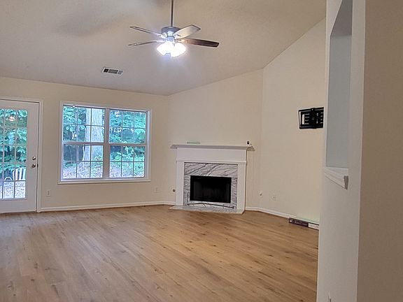 2nd image of 613 Mattie Farm Pl