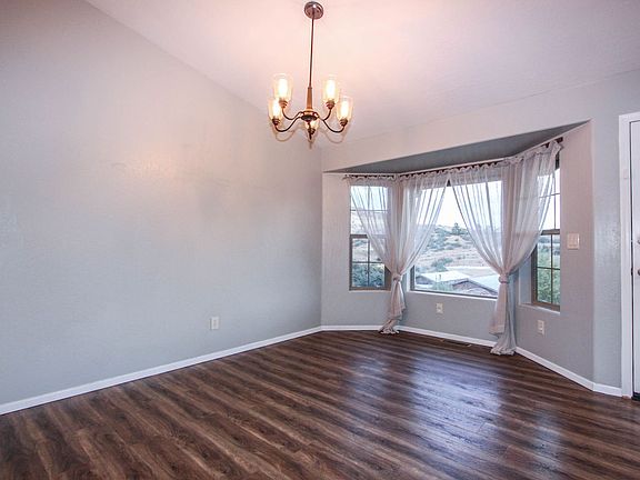 5th image of 1889 N Emerald Dr