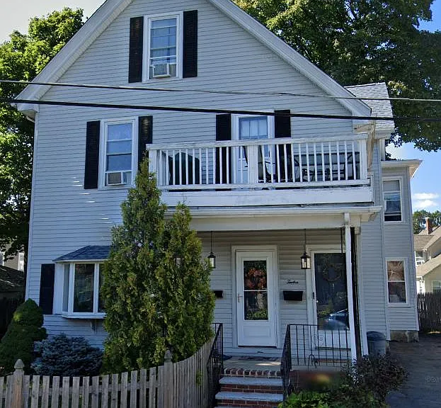 12 Auburn St #1 — Photo 1