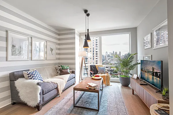 Rented by Related Rentals | media 45