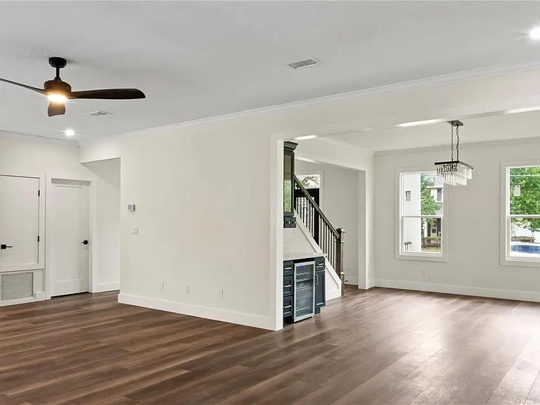 1368 Hibiscus Ave — Photo 16