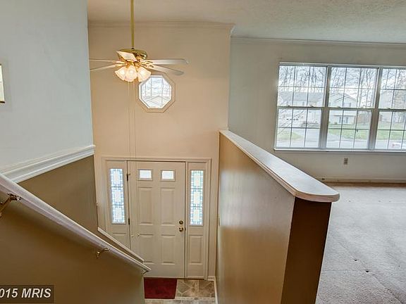 4th image of 127 Rebecca Dr