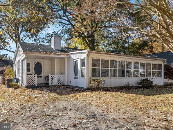 129 Mount Vernon Dr, Colonial Beach, VA 22443