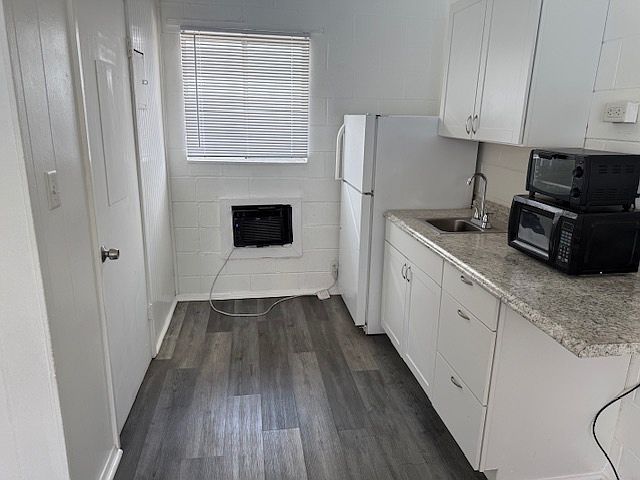 2nd image of 16410 Front Beach Rd #17976137
