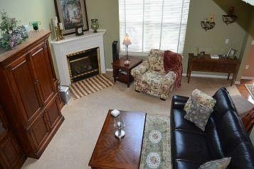 2nd image of 1436 Linton Ln