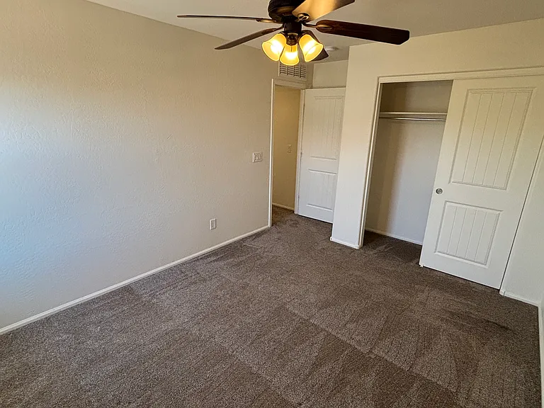 624 W Mesquite Tree Ln — Photo 23