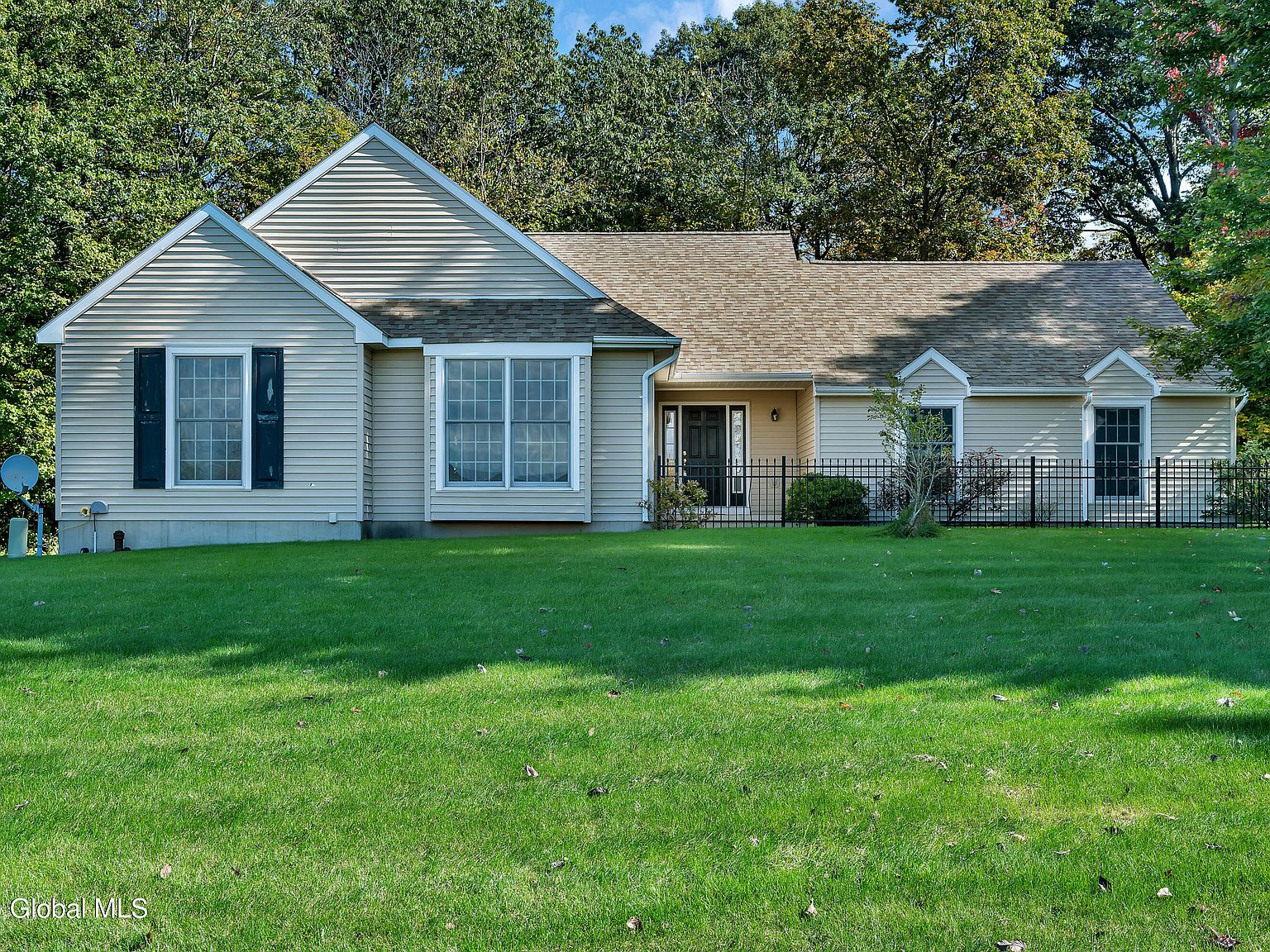 138 Valley View Boulevard, Rensselaer, NY 12144 Zillow