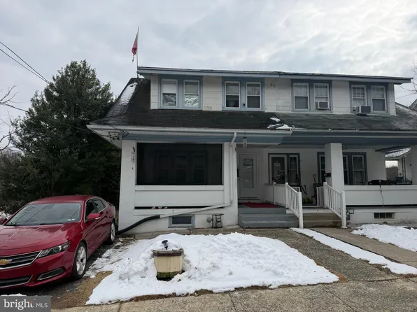 25 W 33rd St, Reading, PA 19606