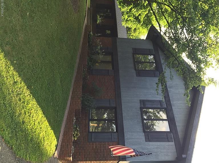 1st image of 15805 Pineview Dr