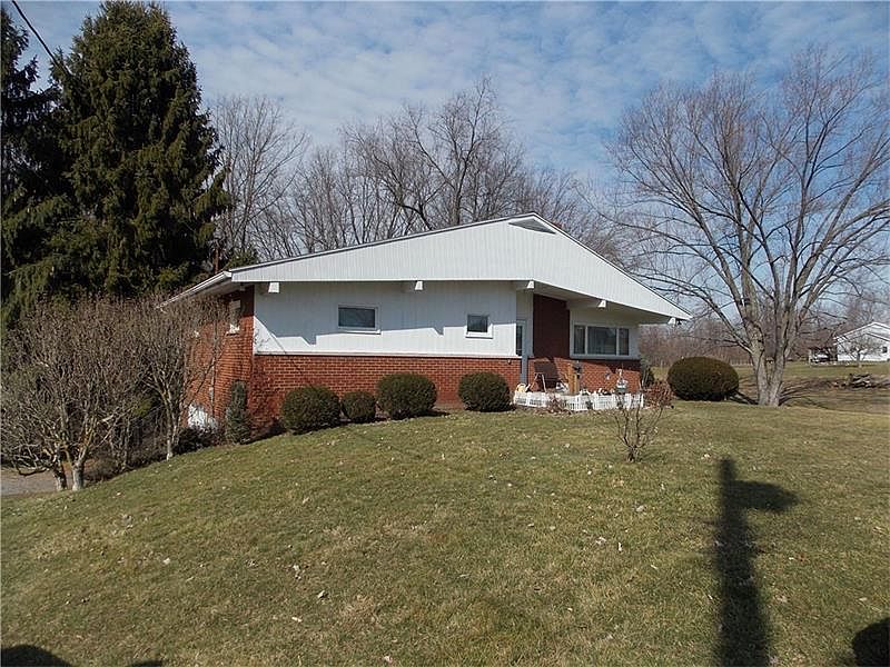 115 Lynnwood Dr, Fombell, PA 16123 Zillow