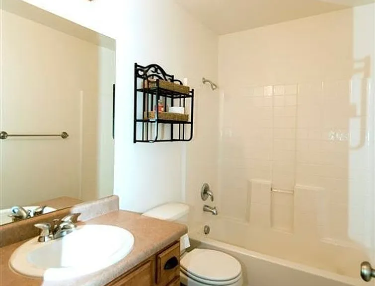 3155 S Hidden Valley Dr #290 — Photo 8