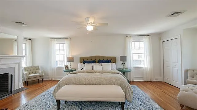 6104 Ventnor Ave — Photo 17