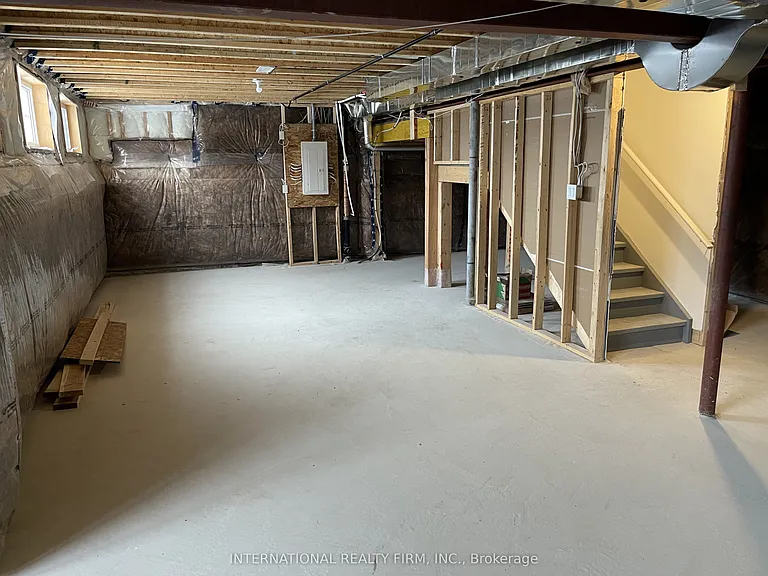103 Nottingham Rd — Photo 42