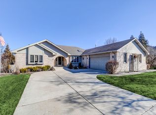 10640 Connemara Ct, Mokena, IL 60448