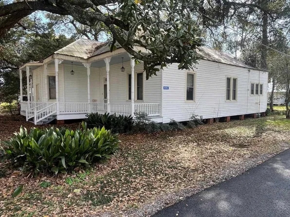 4543 Foret St, Addis, LA 70710
