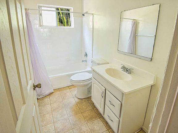 4th image of 917 S Fedora St #4