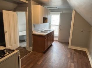 10113 Parkgate Ave #1, Cleveland, OH 44108