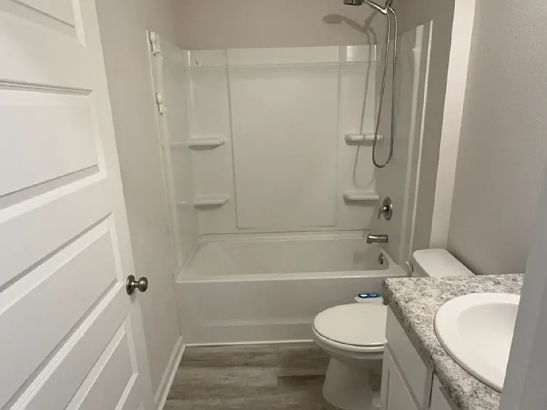 2537 Sutton Place Dr — Photo 7