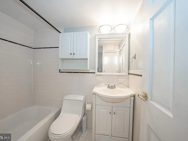 1726 Wallace St #101 — Photo 11