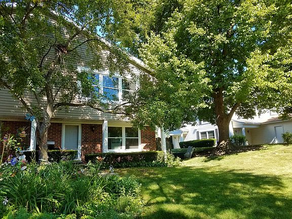 2nd image of 1158 Foxglove Ln #5C