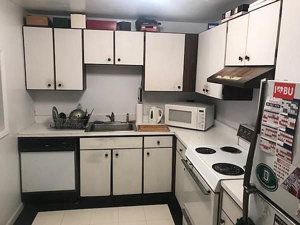 2nd image of 121 Tremont St APT 413