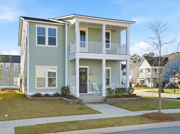 511 N Commodore Way, Summerville, SC 29483