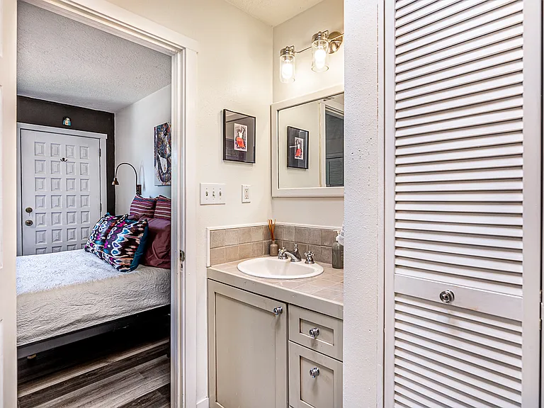 512 Camino De Guadalupita — Photo 11