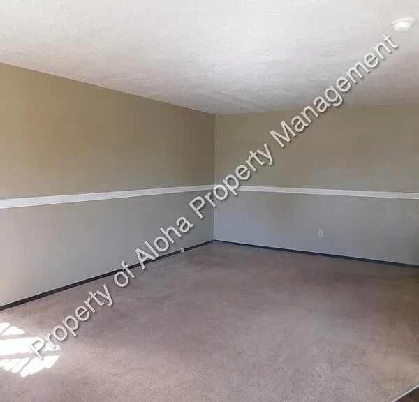 1119 N Arthur Ln — Photo 2