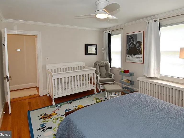710 W View Ter — Photo 40
