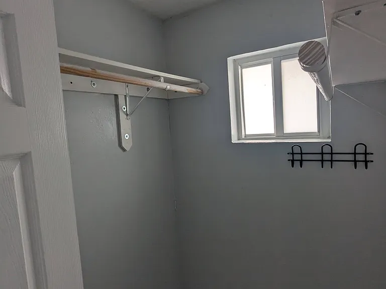 6581 Hayes St — Photo 15