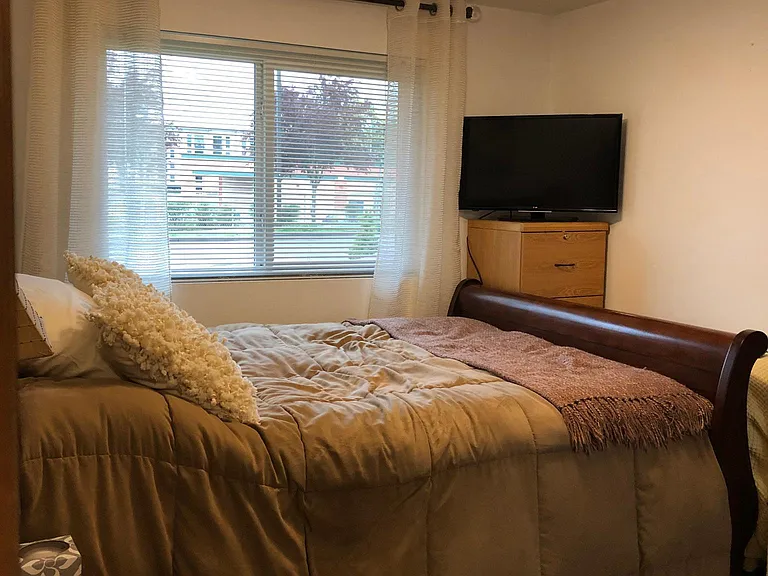 9710 NE 188th St — Photo 9